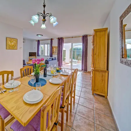 Puerta De 8 By Interhome Nyaraló Calpe